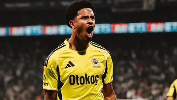 Fenerbahçeden Oosterwolde için son karar Gidiyor mu, kalıyor mu