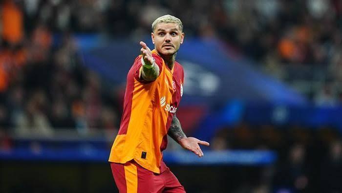 Icardi menajeriyle Galatasaray yönetimine mesaj gönderdi Talebi ortaya çıktı