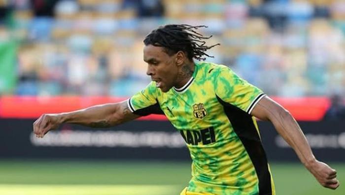 Fransız yıldız Beşiktaşı çok istiyor Transfer için kulübüne rest çekti