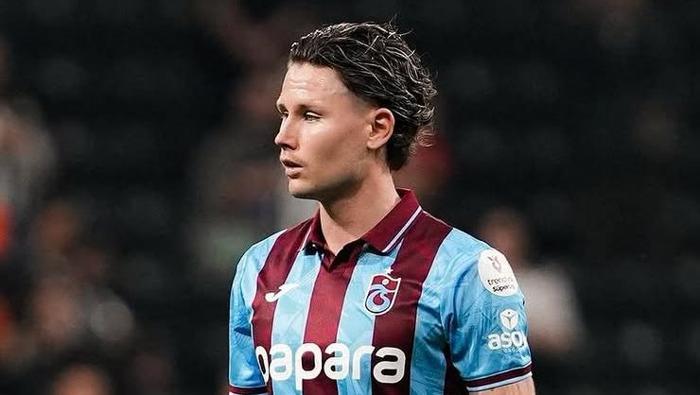 Mathias Lovik ---> Molde