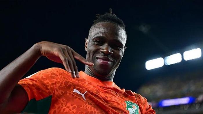 Avrupa devi Singo için geldi maaşını öğrenir öğrenmez kaçtı Galatasaray şok transfer gelişmesi...