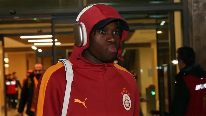 Avrupa devi Singo için geldi maaşını öğrenir öğrenmez kaçtı Galatasaray şok transfer gelişmesi...