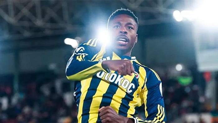 Bu iş bitti: Almanlar onu istiyor Fenerbahçede sürpriz ayrılık...