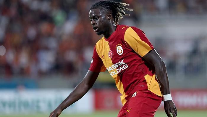 Galatasaray kariyeri yarım sezon sürdü En olası senaryo... Son söz Okan Burukta