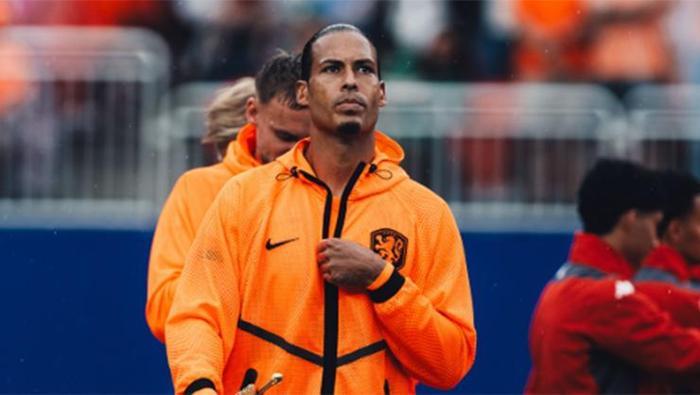 Virgil Van Dijk adım adım Süper Lig devine Menajeri İstanbula geliyor: İstediği maaş...