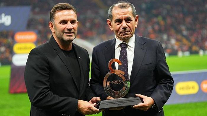 Galatasarayda Icardi ayrılınca Okan Buruk raporu verdi İşte Osimhenin yedeği olacak isim