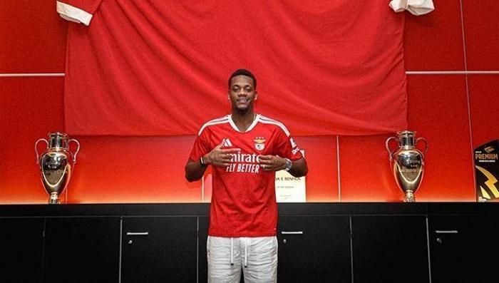 Galatasaraya kötü haber Yolu gözlenen transfer iptal...