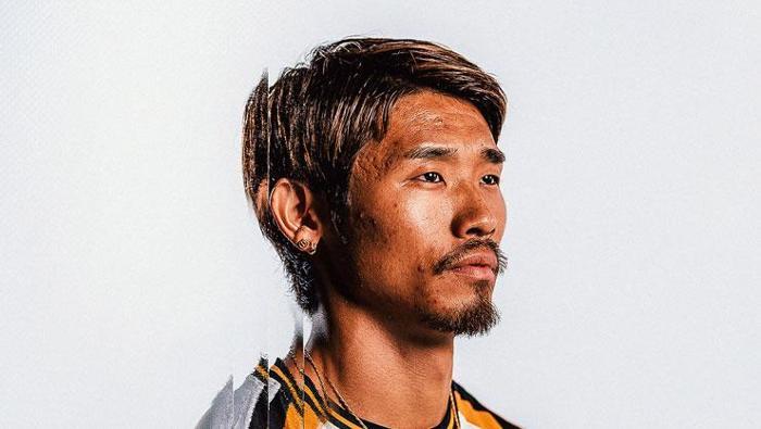Hidemasa Morita ---> Hull City