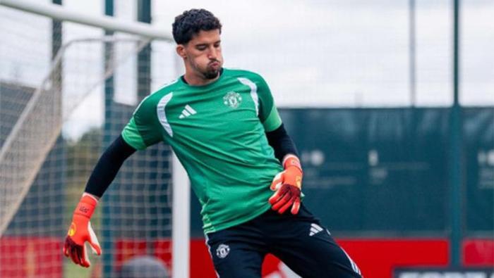 Altay Bayındır Manchester Uniteddan ayrılacak mı Resmen açıkladı...