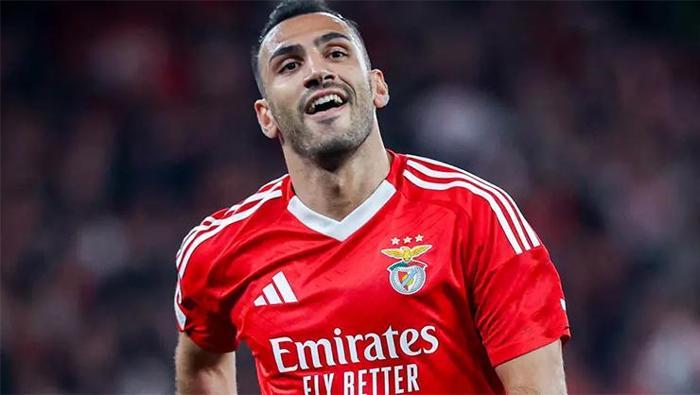 Transfer telefonu Fenerbahçede santrfor transferinde her şey Kerem Aktürkoğluna bağlı: Pavlisi için resmi açıklama