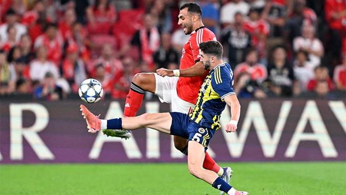 Transfer telefonu Fenerbahçede santrfor transferinde her şey Kerem Aktürkoğluna bağlı: Pavlisi için resmi açıklama