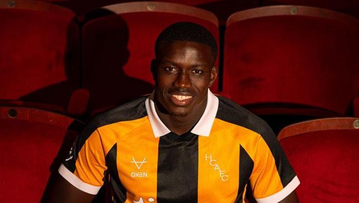 Nobel Mendy ---> Hull City