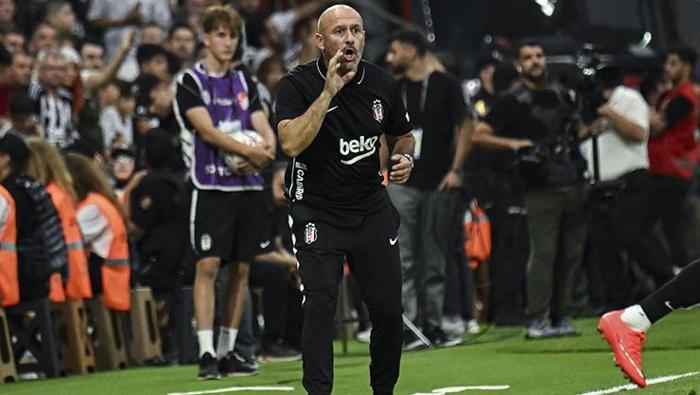 İlaç olmaya geldim Spor yazarları Beşiktaş-Hradec Kralove maçını yorumladı