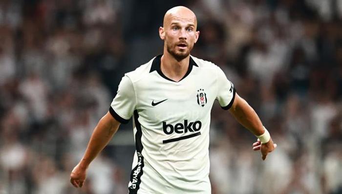 HER ŞEYİ YAPABİLECEK FUTBOLCU