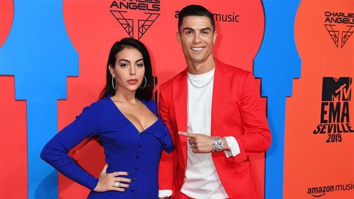 Ronaldo ve eşi Georgina arasında gizli sözleşme Sessiz sedasız evliliğin perde arkası