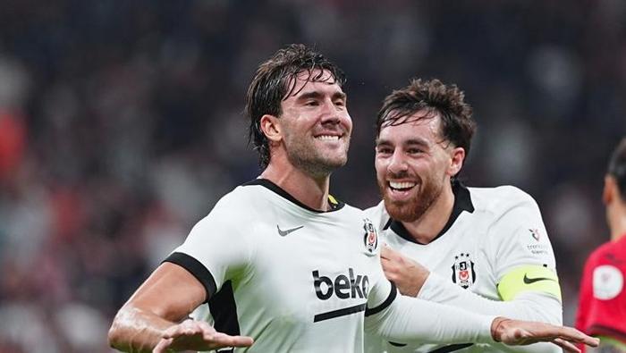 VLAHOVIC FARK YARATTI