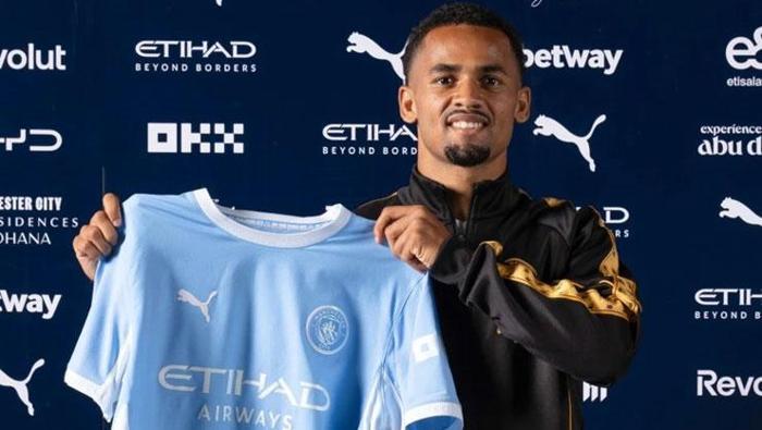 Iliman Ndiaye ---> Manchester City