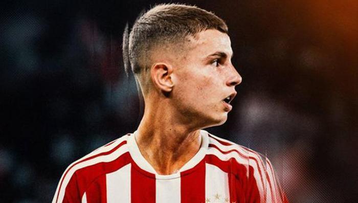 Christos Mouzakitis -------> Hull City
