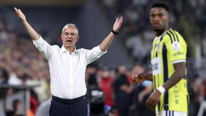 Fenerbahçede İsmail Kartal neşteri vurdu Derbi sonrası 4 yıldıza kesik