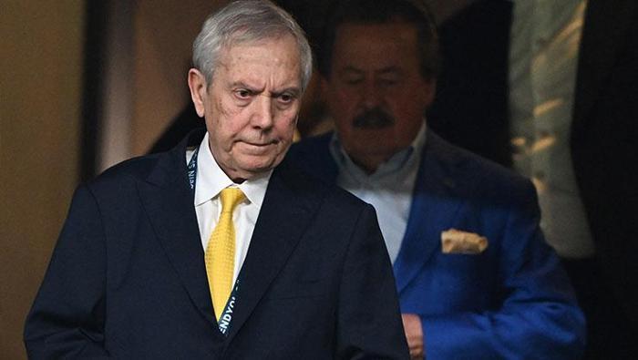 Fenerbahçede Aziz Yıldırım küplere bindi Bir daha görmeyeceğim