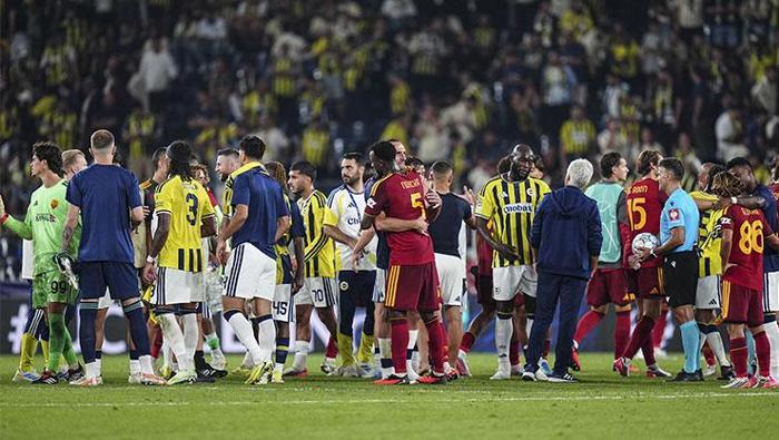 Fenerbahçede gün boyu İsmail Kartal mesaisi Oğuz Çetin görüşmesi de fayda etmedi