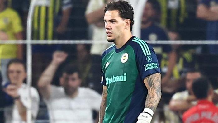 Fenerbahçede Edersonun şaşırtan forma detayı Sosyal medyada gündem oldu