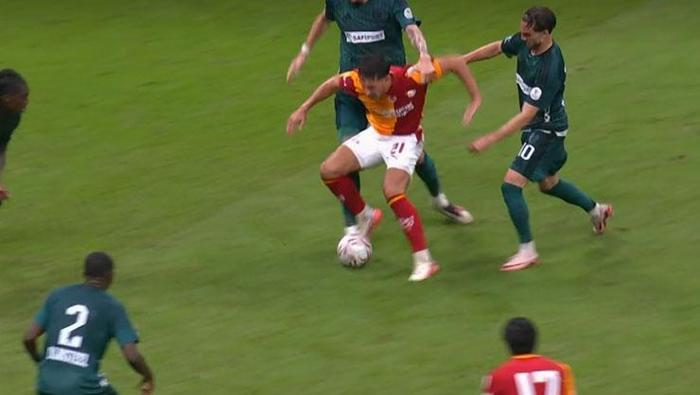 G.SARAYIN PENALTI BEKLEDİĞİ İKİNCİ POZİSYON