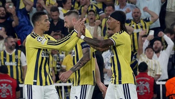 YA YENİ SAYFA YA DA KRİZ / ARDA EROL - FANATİK