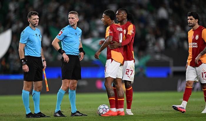 Galatasaraya dinlenmek yok Milli ara dönüşü fikstür şoku: Barcelona maçı öncesi...