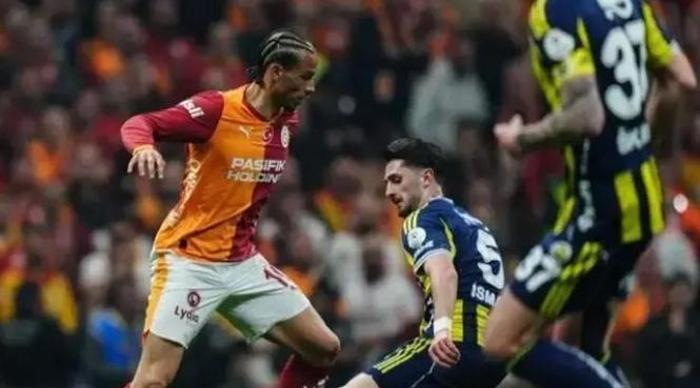 Galatasaray - Fenerbahçe derbisi şifresiz izle | GS FB maçı canlı izle şifresiz veren kanallar 4 Galatasaray - Fenerbahçe derbisi şifresiz izle | GS FB maçı canlı izle şifresiz veren kanallar