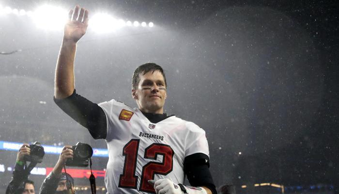 NFL efsanesi Tom Brady, emekli olduğunu açıkladı