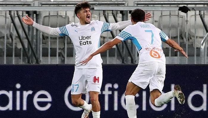 Cengiz Ünder, Marsilya'nın 44 yıllık hasretini dindirdi!