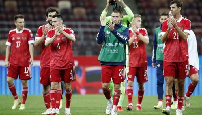 Rusya Meclisi, milli takımda kötü oynayan futbolcuları cezalandırmayı önerdi