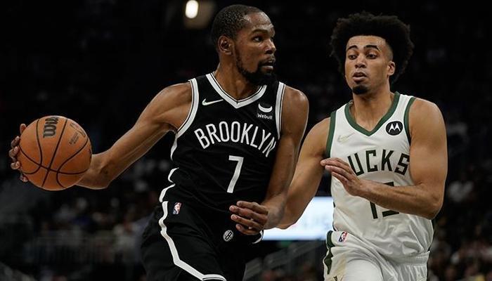 NBA şampiyonu Bucks sezonu galibiyetle açtı