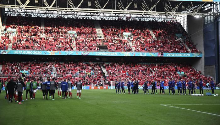 Finlandiya Milli Takımı'ndan, Danimarka'ya moral