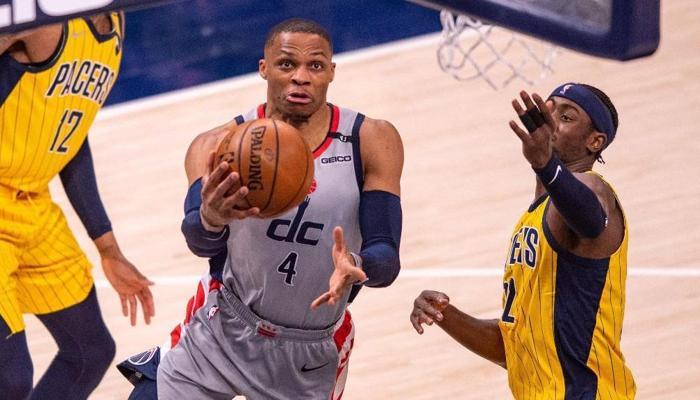 Westbrook'un gecesinde Washington, Indiana'yı mağlup etti