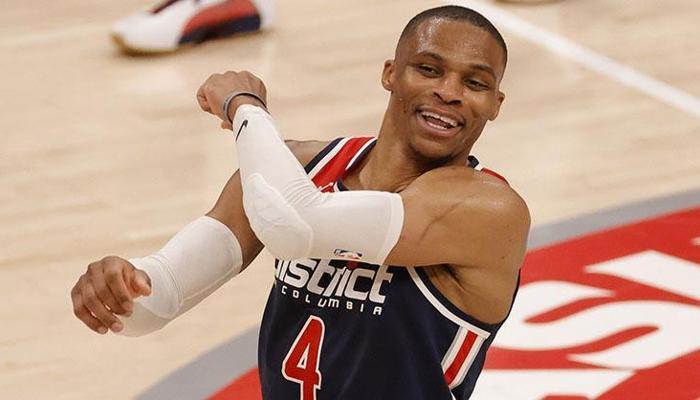 Washington'lı Westbrook adını NBA tarihine yazdırdı