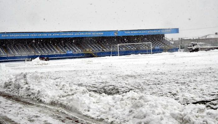 Ergene Velimeşespor-Gümüşhanespor maçı kar nedeniyle ertelendi