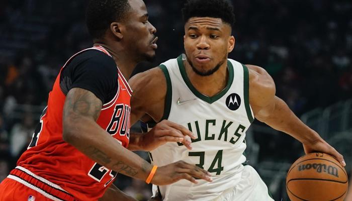 Milwaukee Bucks evinde Chicago Bulls'u farklı mağlup etti