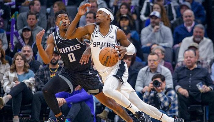 Sacramento Kings üst üste 5. galibiyetini aldı