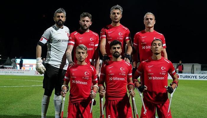 Ampute Futbol Milli Takımı’na büyük destek