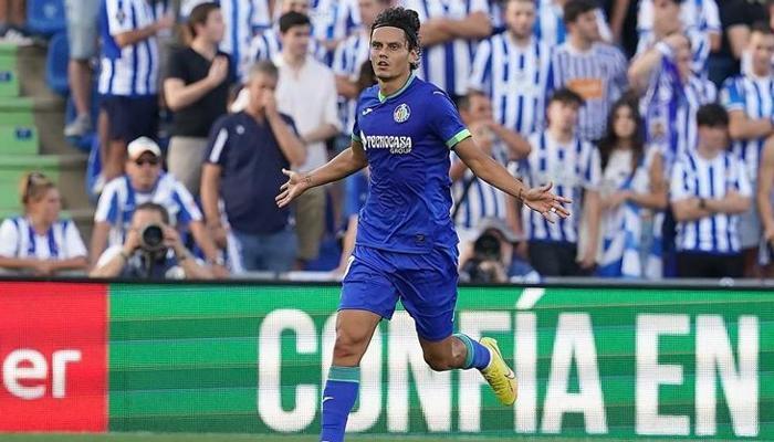 Enes Ünal'a büyük onur!