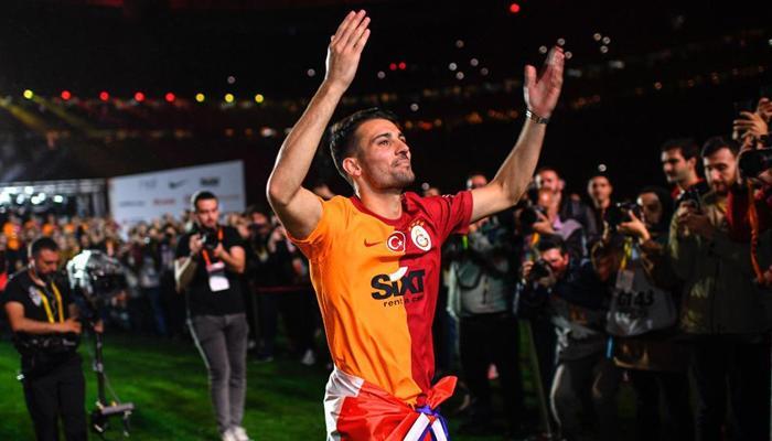 Galatasaray'dan Leo Dubois'ya transfer izni