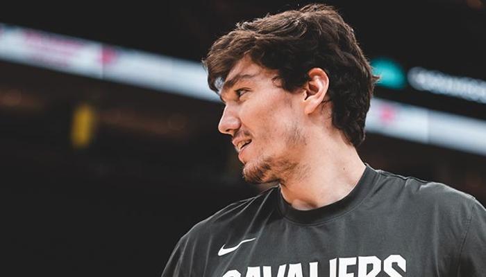 Cedi Osman San Antonio Spurs'e transfer oldu