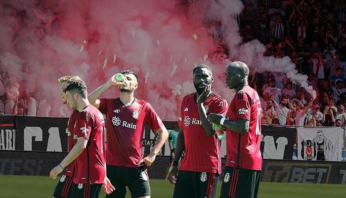 Beşiktaş-Augsburg maçında şok! Erken bitirildi