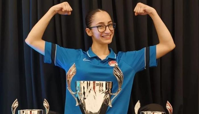 Sena Kızılaslan'dan İsviçre'de 1 altın, 2 bronz madalya