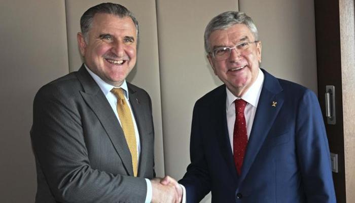 IOC Başkanı Bach’tan Bakan Bak’a teşekkür!