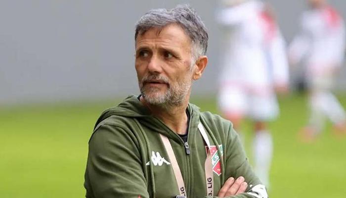 Karşıyaka'da Recep Umut umut aşıladı