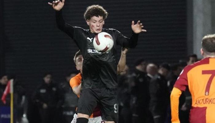 Pendiksporlu futbolculardan Filistin'e destek