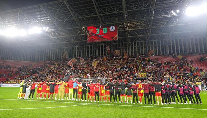 Göztepe'de Stoilov fırtınası